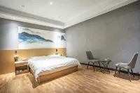 โรงแรมหรงเคอสตาร์