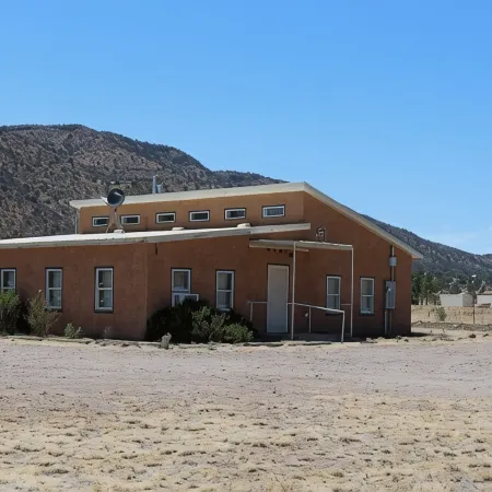 The Blue Crane Lodge is a beautiful 3-bdr house in the magical Mimbres Valley