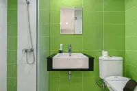 Cozy Living Studio at The Square Surabaya Apartment By Travelio