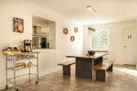Spacious 7-Br Villa in Rio Grande w/ Pool, Hot Tub, Ocean View, 5 Mins to Beach!
