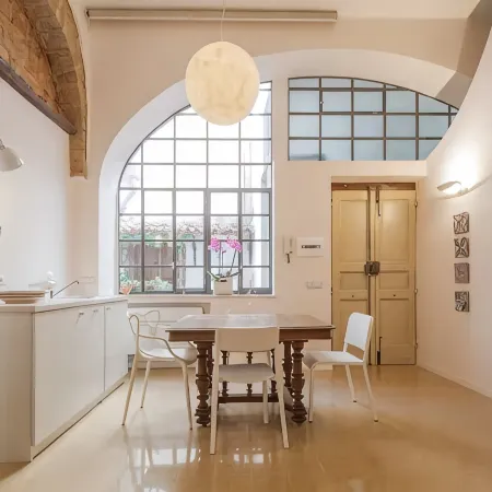 Cozy apartment two minutes from Teatro Verdi and Villa Comunale