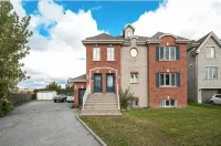 Lovely 2-bedroom Apt. in DIX30 close to DT