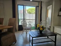3 rooms 50 m from the sea - ห้องครัว