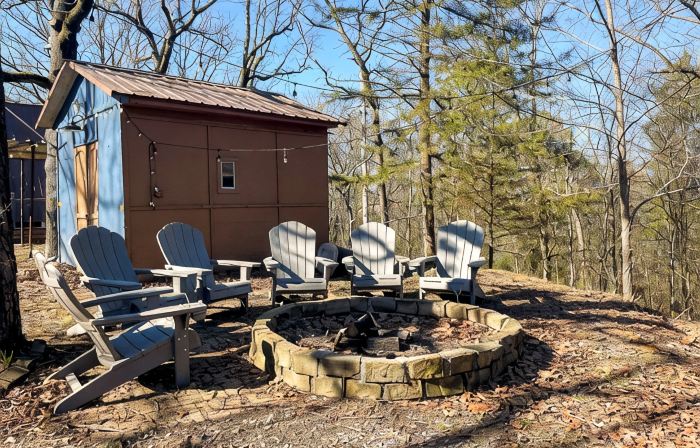 Cozy Wister Ridge A-Frame Lake Cabin • Sleeps 6 • Mins to Wister Lake!