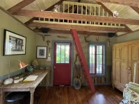 Rustic/Modern Artist CABIN in the WOODS Hotel di West Feliciana Parish