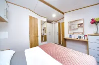 Newquay Bay Holiday Resort - بار