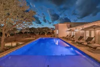 9000 Sqft Estate/Pickleball/Basketball/Pool/HotTub/9 Bdrm/8 Bath/23Beds/Sleeps35 - 5-Star