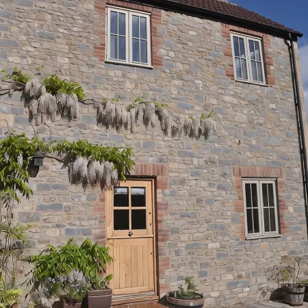 Cottage In Prestleigh, Somerset, England Отели в г. Шептон-Маллет