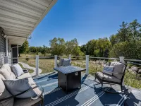 Romantic cheerful home close to many attractions Hotels in Robins