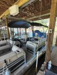 Game Room! Pontoon Rental~Boat Slip~Fire Pit