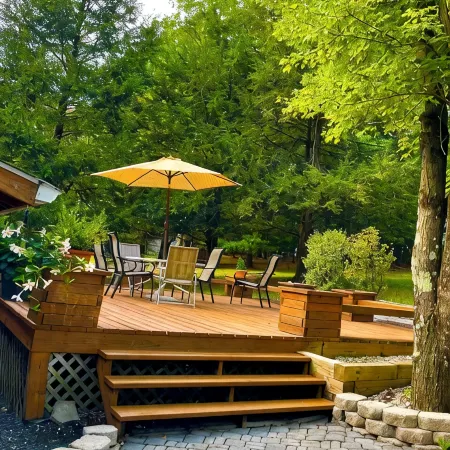 Beautiful property with hot spa and private swimming pool. Has king bed & more.