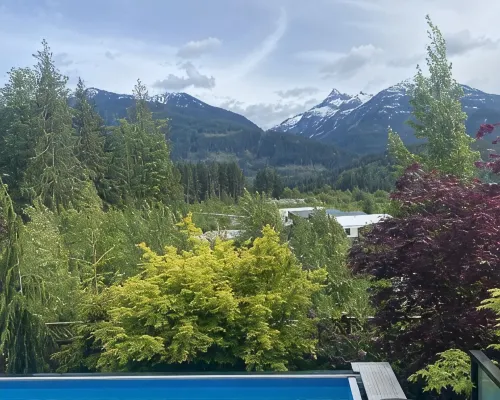 Mountain Serenity Meets Luxury Hotels in Squamish