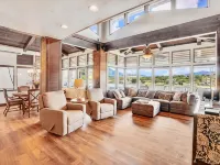 Direct Oceanfront Kalapaki Beach Home, Wrap-Around Lanai, A/C, Views, Sleeps 8 カラパキビーチ周辺のホテル