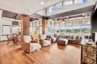 Spectacular Oceanfront Getaway at Kalapaki Beach