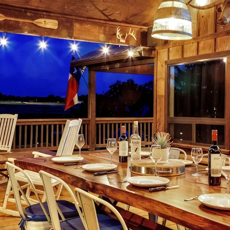 El Castell on the Llano River [Cabins C + D]