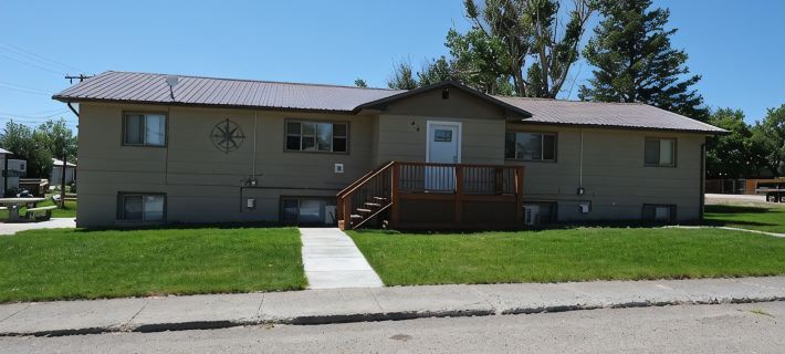 Freshly Remodeled 2 Bedroom, Full Kitchen, living Room Suite, in Cascade unit #1 Hotels in Cascade County