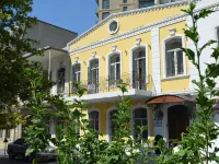 Swan Hotel Baku Hotels near Call Centre
