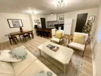 "Clementine at The 403" Historic District Apartment Walkable to Downtown