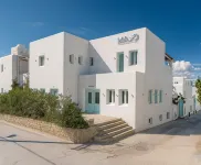 Majo Suites Hotel
