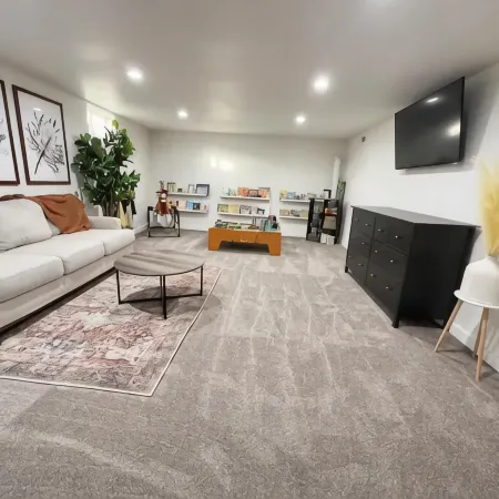 Modern Home Fully Remodeled W/Exercise Area