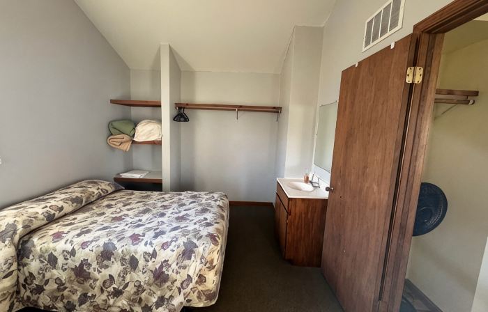 Lakeside Motor Lodge