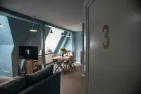 Newly Renovated: 2-Room Apartment in Villa District - Close to the Train Station - 3星級