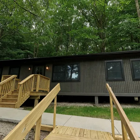 Valley Overlook, heart of Cuyahoga Valley National Park - Cabin for 4