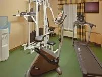 Days Hotel by Wyndham North Bergen /NYC Area Hotels near Golden Park