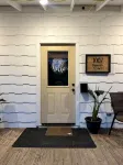 Spacious townhome convenient to everything! Great rates!! ⭐⭐⭐⭐⭐
