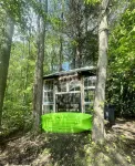 Charming & Cozy River Front Cabin- Close to ski mountains. Ski,Fish,Swim & Hike!