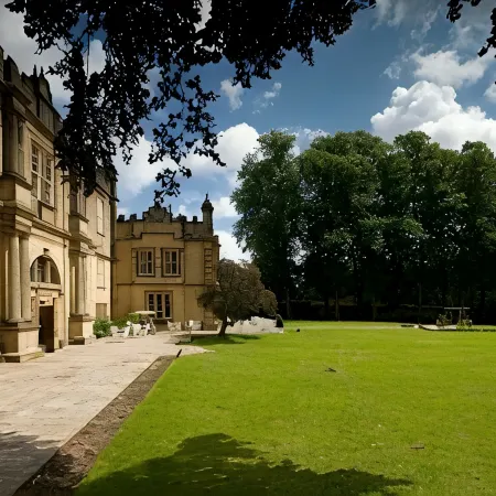 The Old Lodge