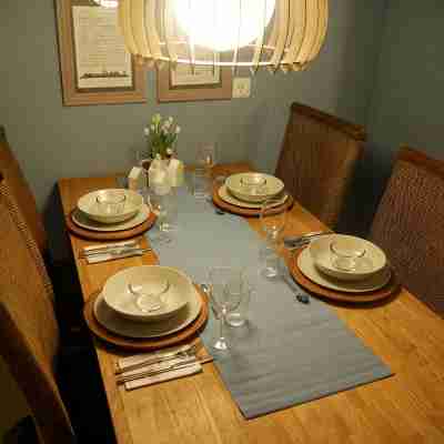 Welcome to your little break! Dining/Meeting Rooms