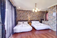 Rustwood Villa W/ Pool by Kava Stay - 4-Star