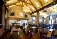 The Farmers Kitchen Hotel - breakfast