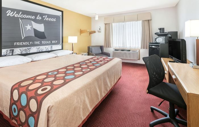 Super 8 by Wyndham Grapevine/DFW Airport Northwest