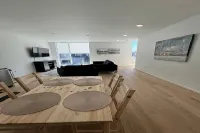 Modern Brand New 2-bedroom/2bath apartment with AC, WiFi, close to downtown. - Condos