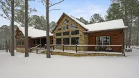 Lost Creek Lodge-Well Appointed Lodge, Pool Table, Bunk House, Hot Tub, Play Set - Lodges