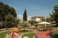 Casa Bella: Large, Modern, and Charming apartment—newly Renovated with a Lake View - 2-Sterne