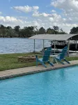 Waterfront Home •Private Pool•Boat Dock•Good Fishing •Golf •Memories - Private Pools