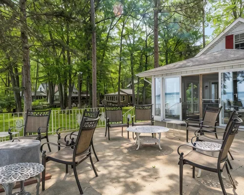 Higgins Lake - One Of A Kind Lakefront Lodge! Hotels in Gerrish Township
