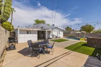 Charming Studio Guest House in the Heart of Tempe - Private Pools