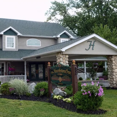 Hearthstone Inn & Suites
