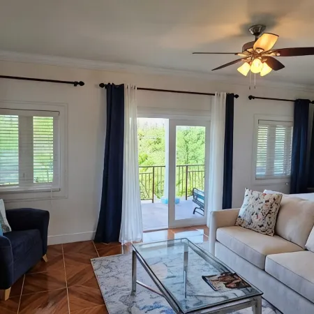 Oceanview Luxury Villa - Private Pool, AC & Wi-Fi, 5 Min Drive to Beach