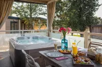 Premium Camping Homes Santa Marina, Lanterna - Hot Tub