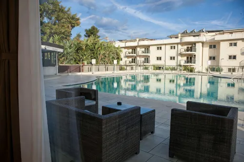 4 Spa Resort Hotel