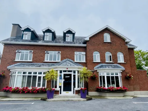 세인트, 주드스 롯지 B&B