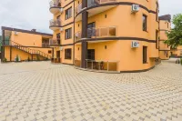 Golden Sunrise Hotel