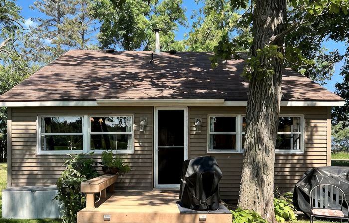Nostalgic Northern Cabin tucked between 2 lakes & recreational river - Wadena Co