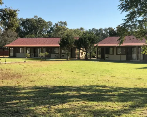 Outback Quarters Motel Hay and Restaurant Hotéis em Hay
