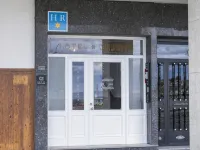 科魯尼亞瑪飯店 里亚索尔海滩附近的飯店